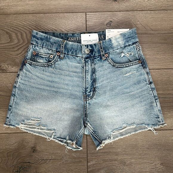American Eagle Outfitters Pants - American Eagle Strigid Super High Rise Curvy Relaxed Blue Jean Stretch Shorts 0